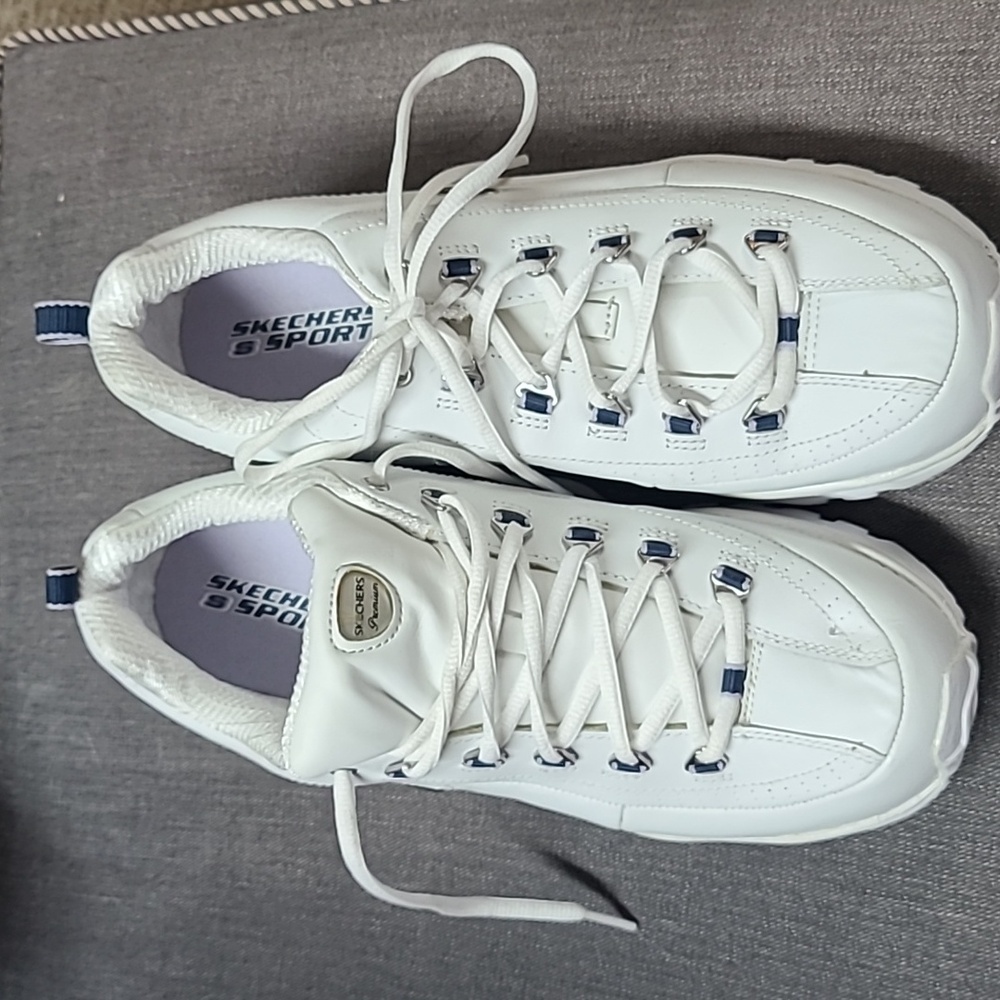 Women's sketchers